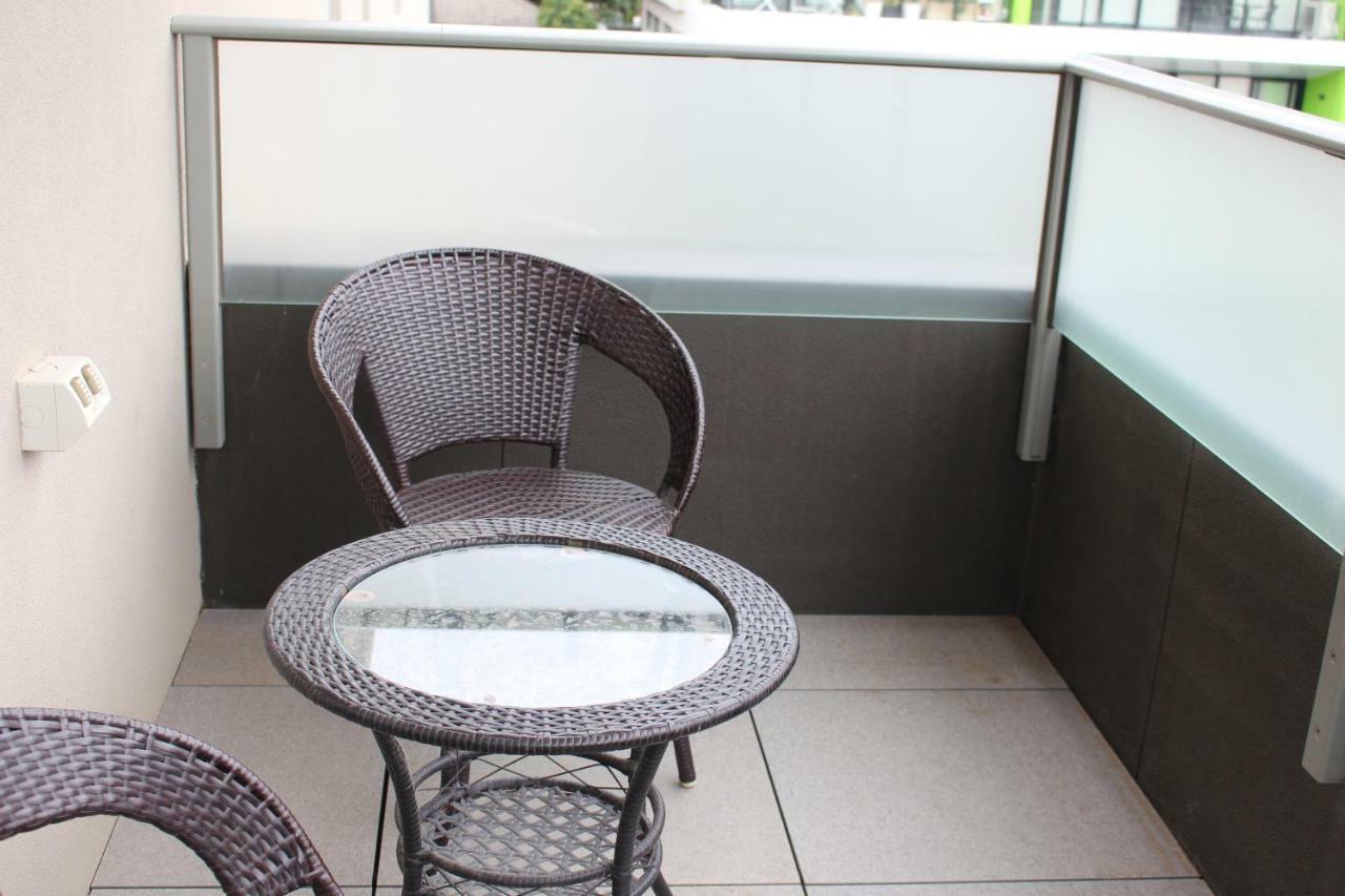 Poplar Box Hill Apartment Екстериор снимка
